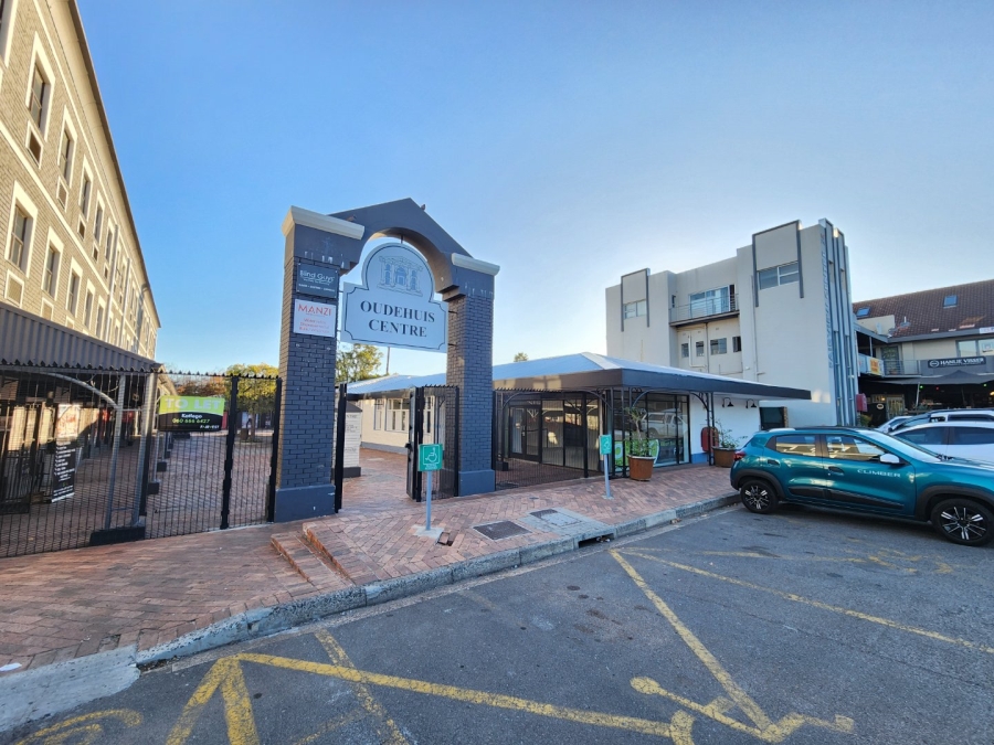 To Let commercial Property for Rent in Somerset West Western Cape